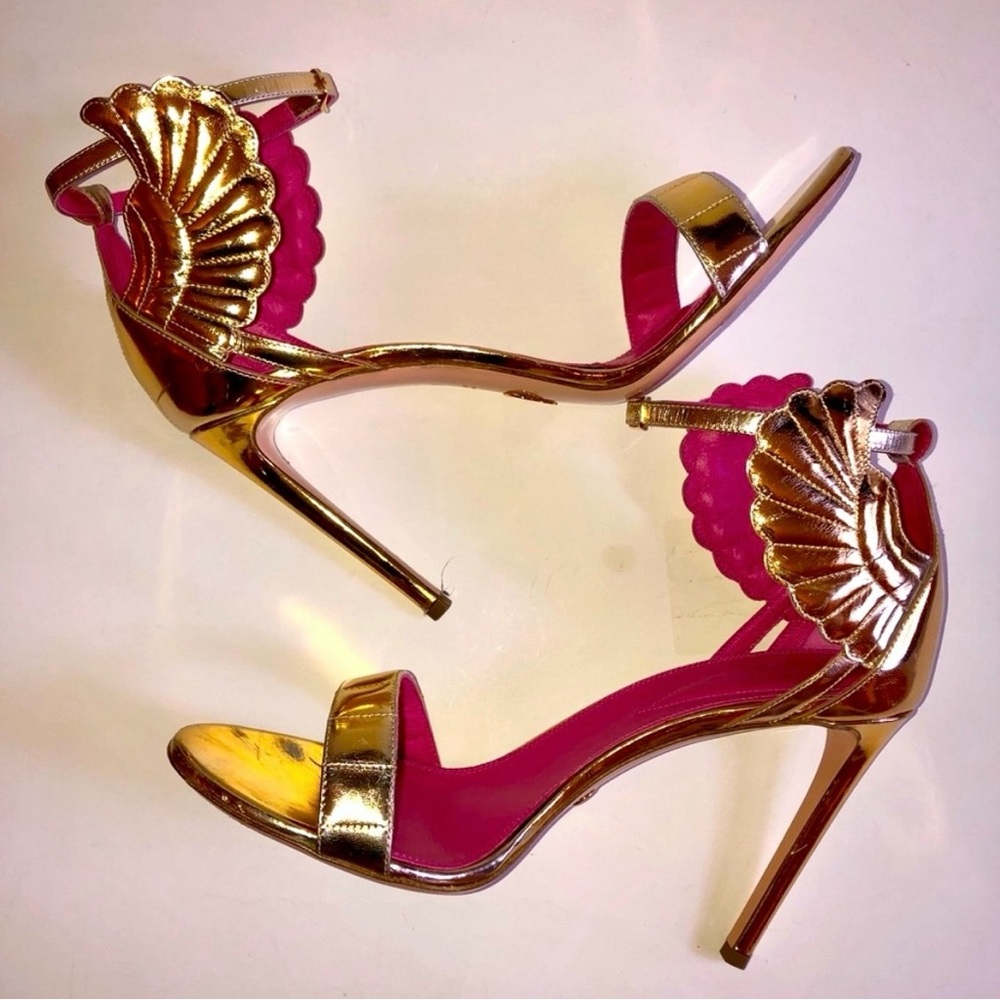 Sz 40 OSCAR TIYE Gold Malikah Mirrored Leather Wing Heeled Sandals